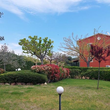 Villa Mariellie Néa Péramos Esterno foto