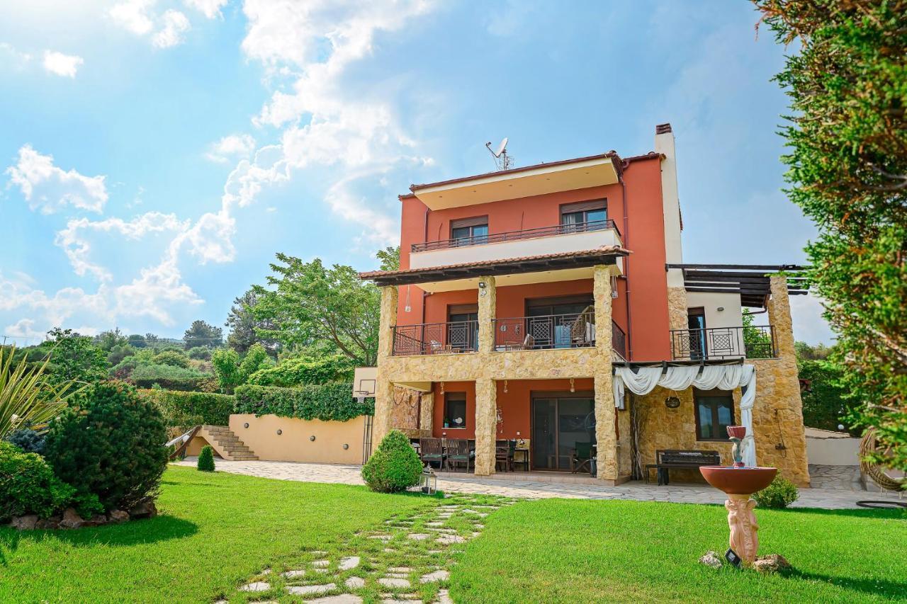 Villa Mariellie Néa Péramos Esterno foto